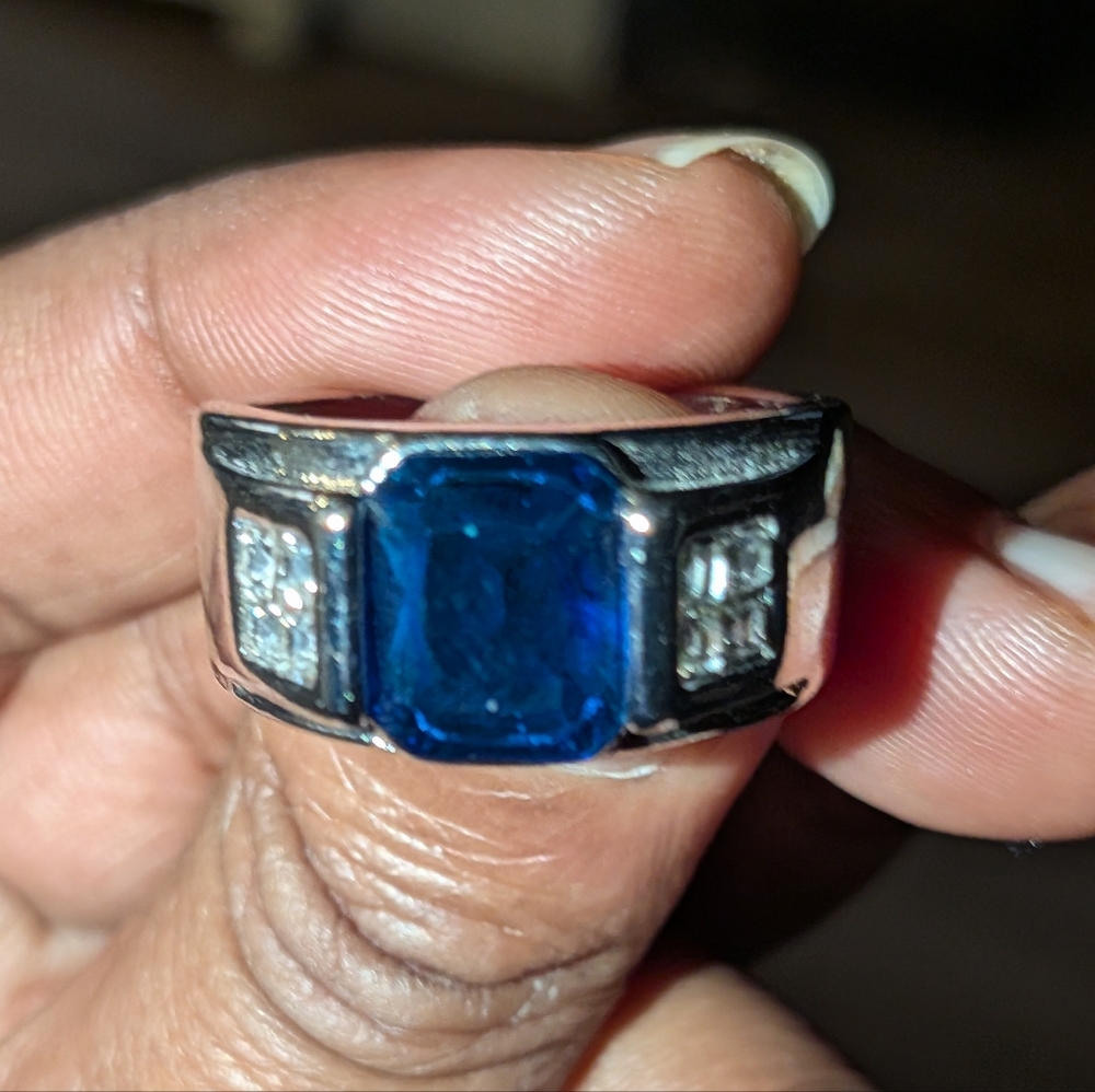 Men's Elegant Ring with Blue Gemstone Sz 10
